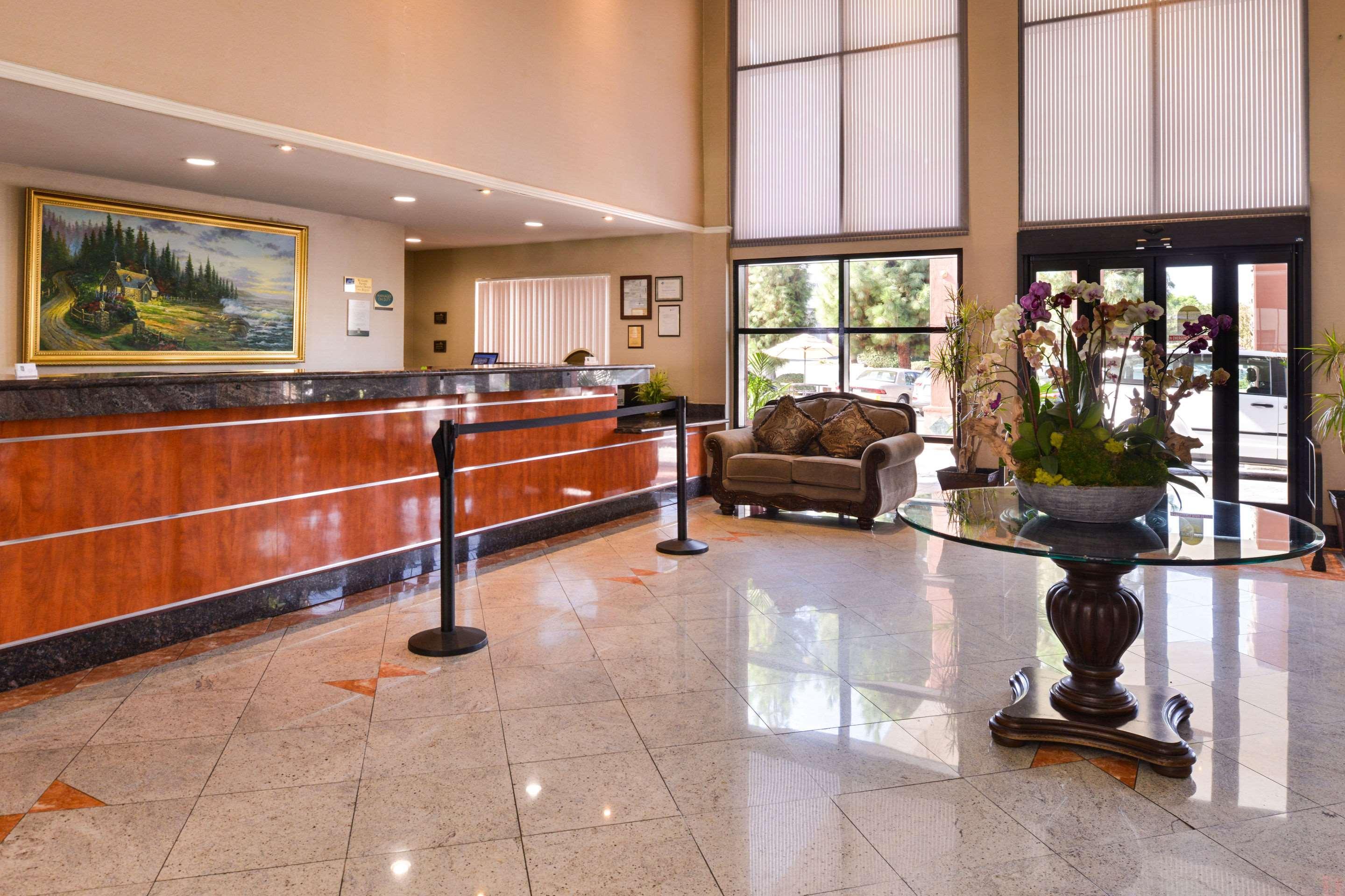 Quality Inn & Suites Walnut - City Of Industry Exterior photo
